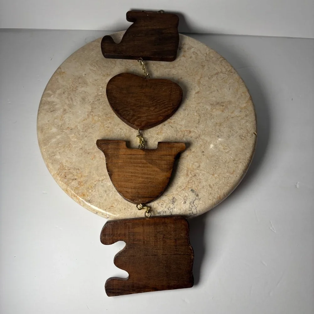 Vintage Hanging LOVE Photo Frames OS Brown Vintage Wood Rustic Heart 4-Opening
